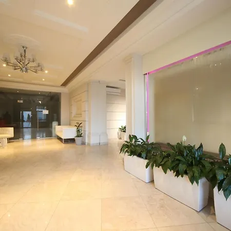 Luxury Апартаменти *